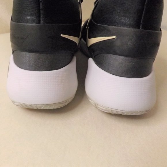 Nike KD Sneakers- Men's 10 - Picture 7 of 13